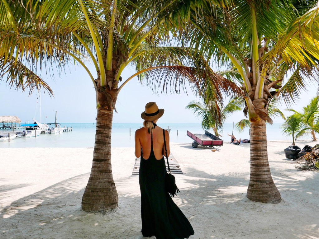 The Ultimate Travel Guide to Belize Cayes